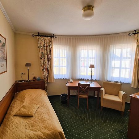 Hotel Zur Post Waldbreitbach Kültér fotó