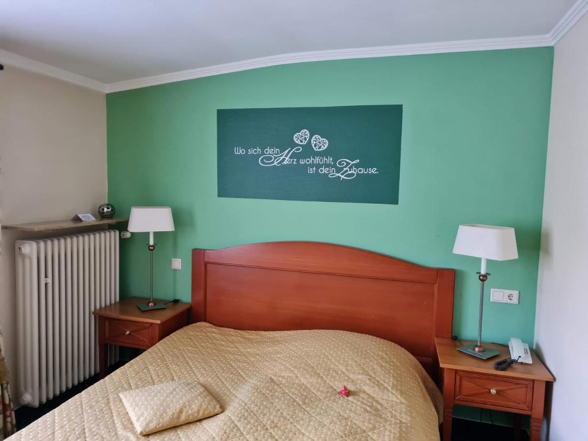 Hotel Zur Post Waldbreitbach Kültér fotó
