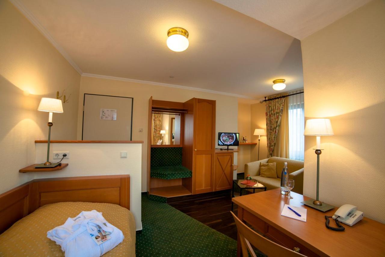 Hotel Zur Post Waldbreitbach Kültér fotó